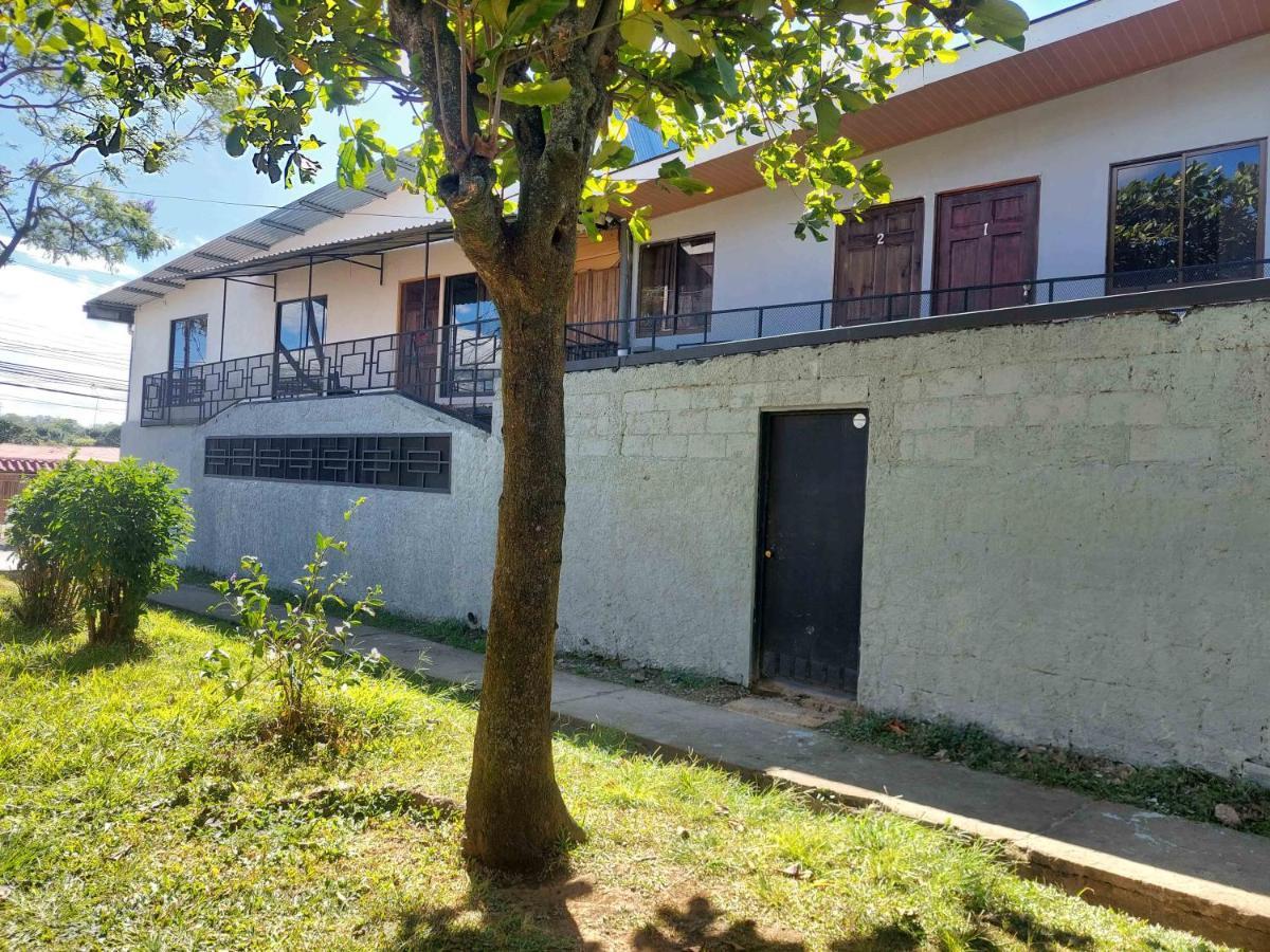 Anchia - Hostel ألاخويلا المظهر الخارجي الصورة